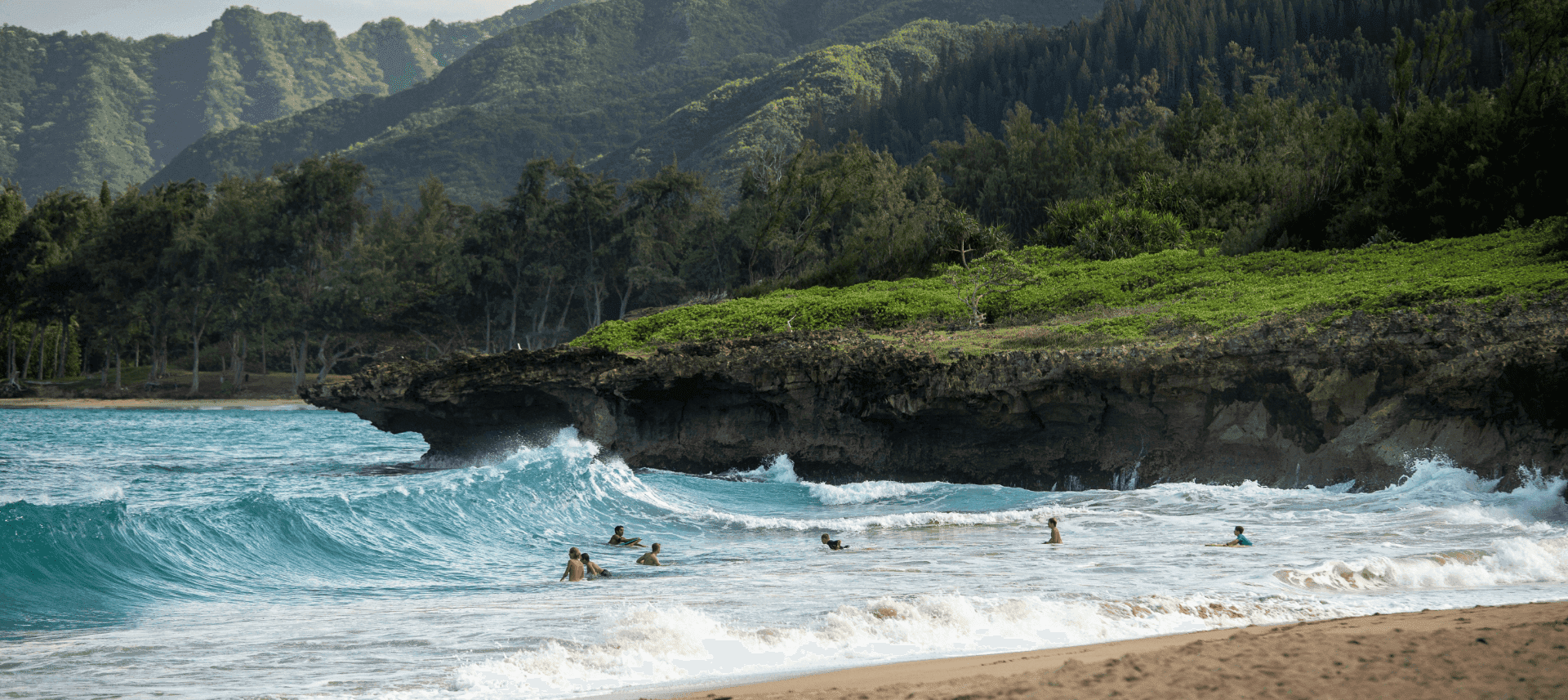 Pesisir Pantai dan Pegunungan Hawaii